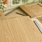 Feuille de placage bois grand format : essences et épaisseurs comparées